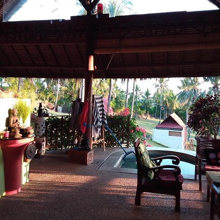 Stargate Villa Pintu Bintang Pemenang Екстериор снимка