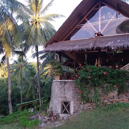 Stargate Villa Pintu Bintang Pemenang Екстериор снимка