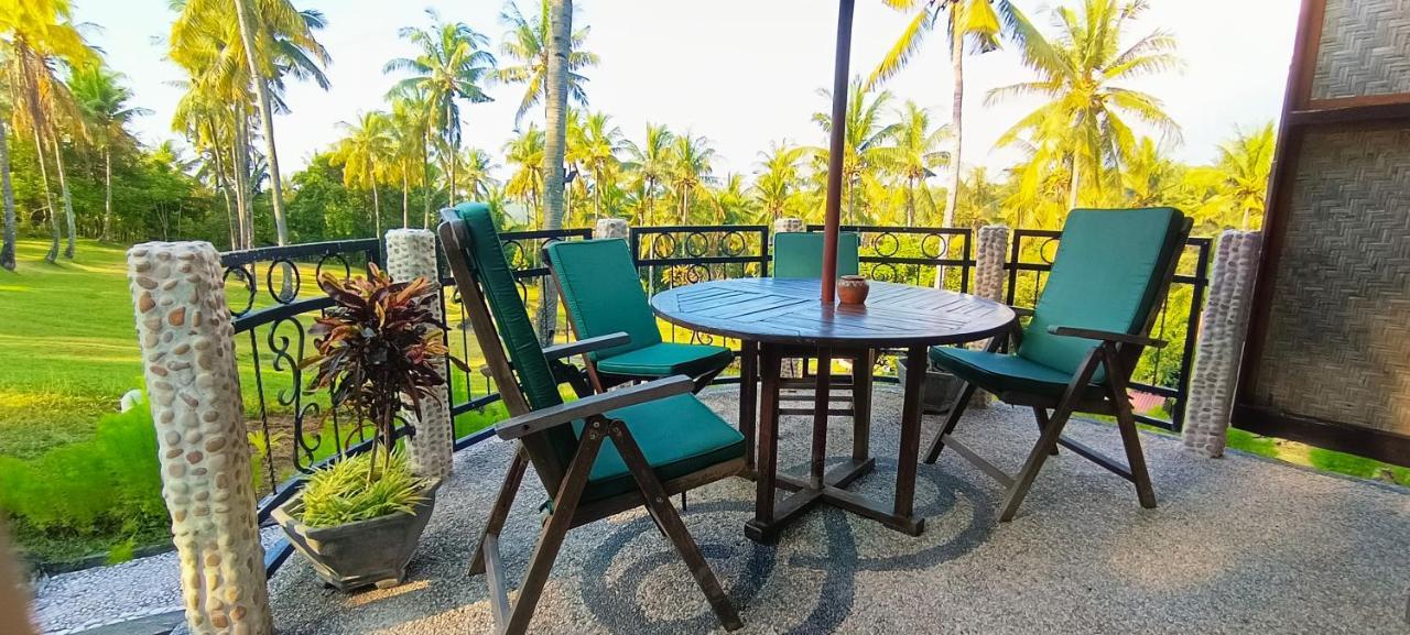 Stargate Villa Pintu Bintang Pemenang Екстериор снимка